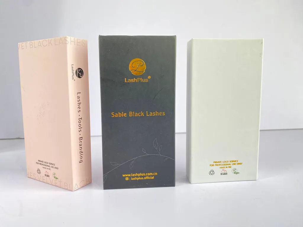LashPlus individuelle Eigenmarken-Wimpernverpackung — Beispielbild